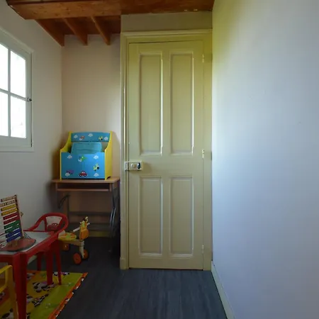 Holiday Home In Saint-Clement Near The Sea, Cleaning Included Prázdninový dům *